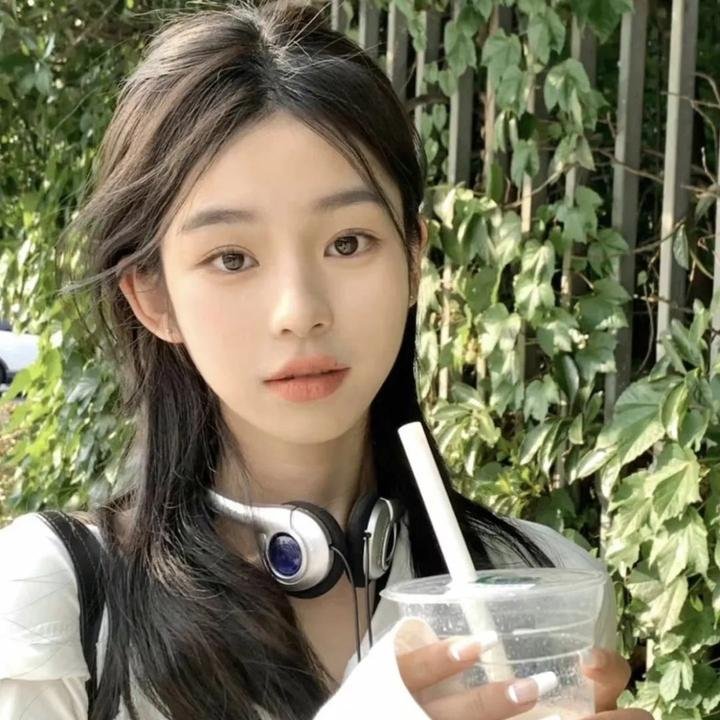 上帝是更大的猫王